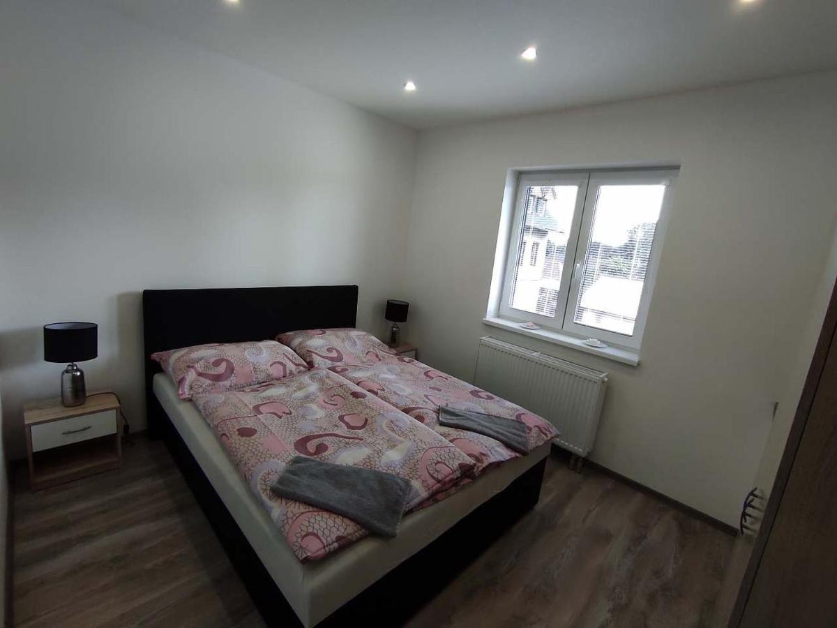 Apartman Levandule Marenice Eksteriør billede